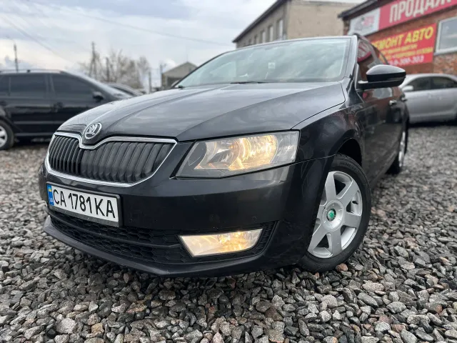 Skoda Octavia - фото 2