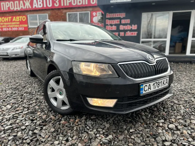 Skoda Octavia - фото 1