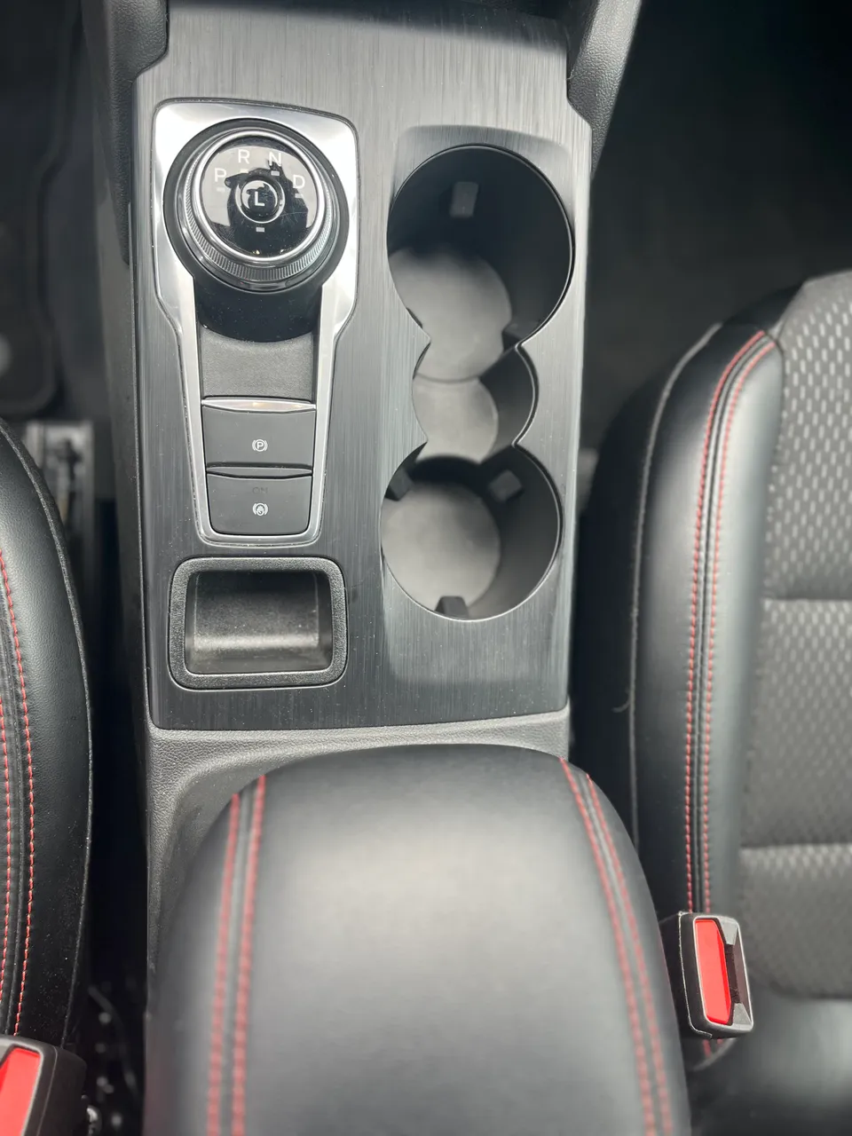 Ford Escape - фото 20