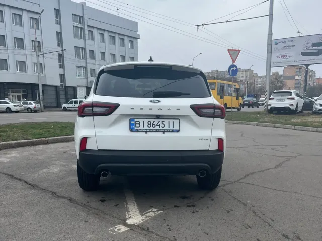 Ford Escape - фото 4
