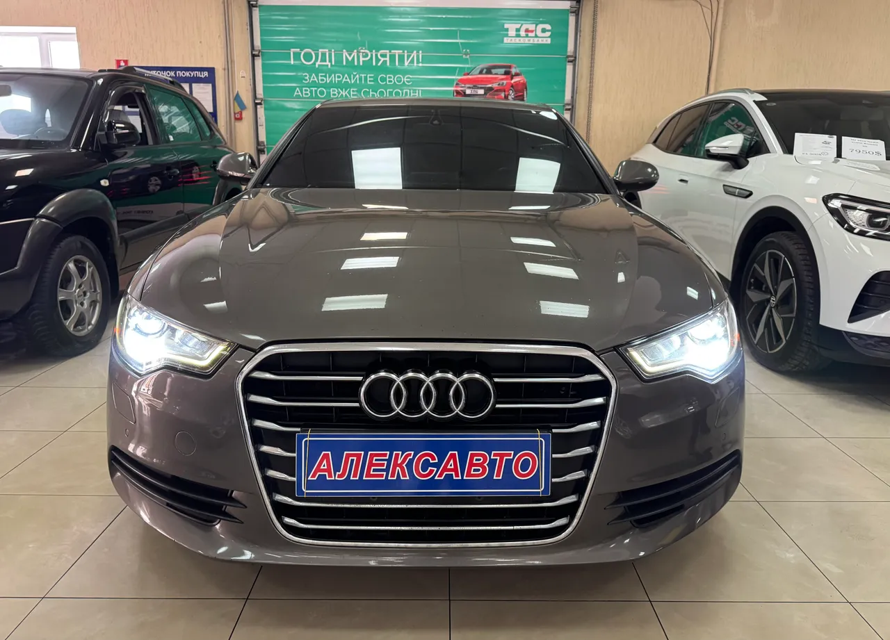 Audi A6 - фото 6
