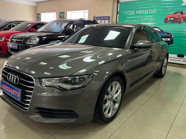 Audi A6 - фото 1
