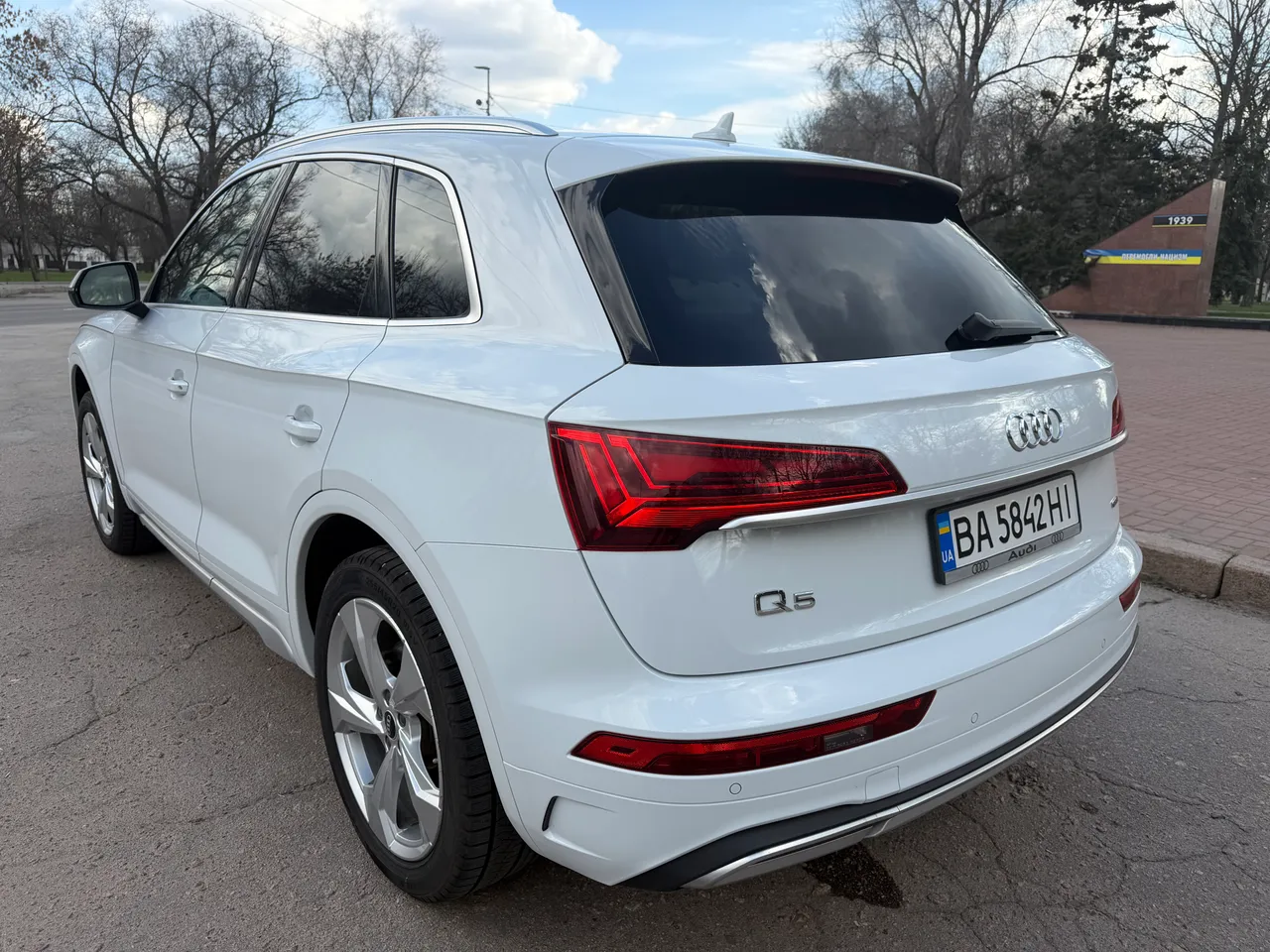 Audi Q5 - фото 4