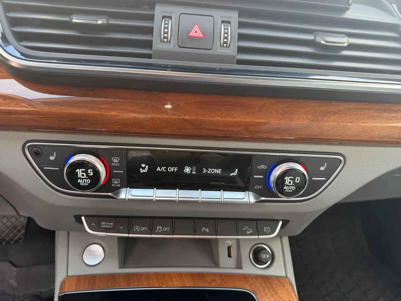 Audi Q5 - фото 15