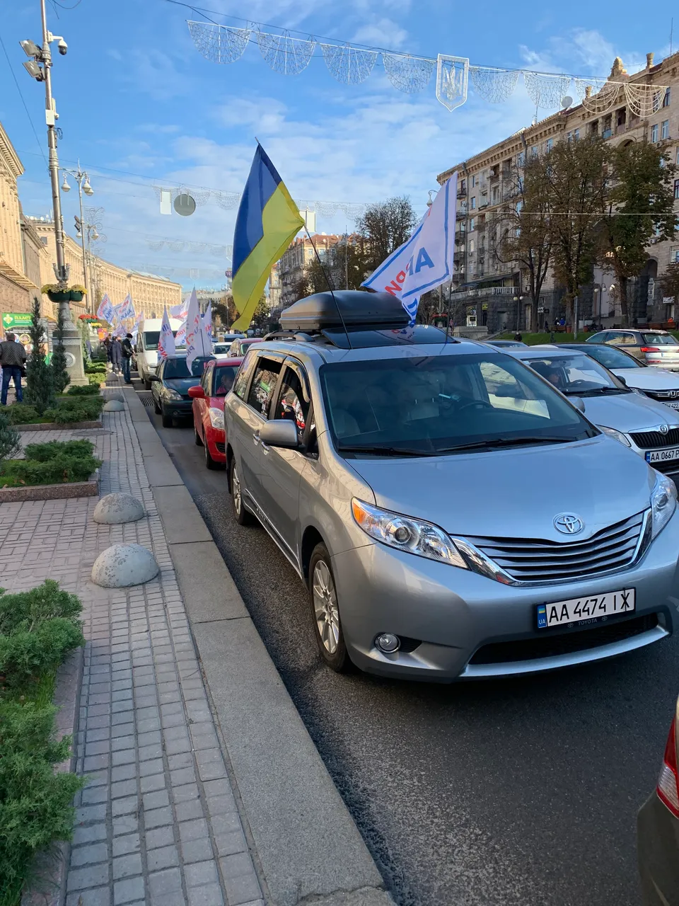 Toyota Sienna - фото 5