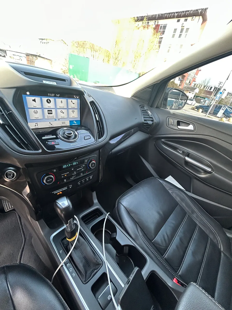 Ford Escape - фото 9