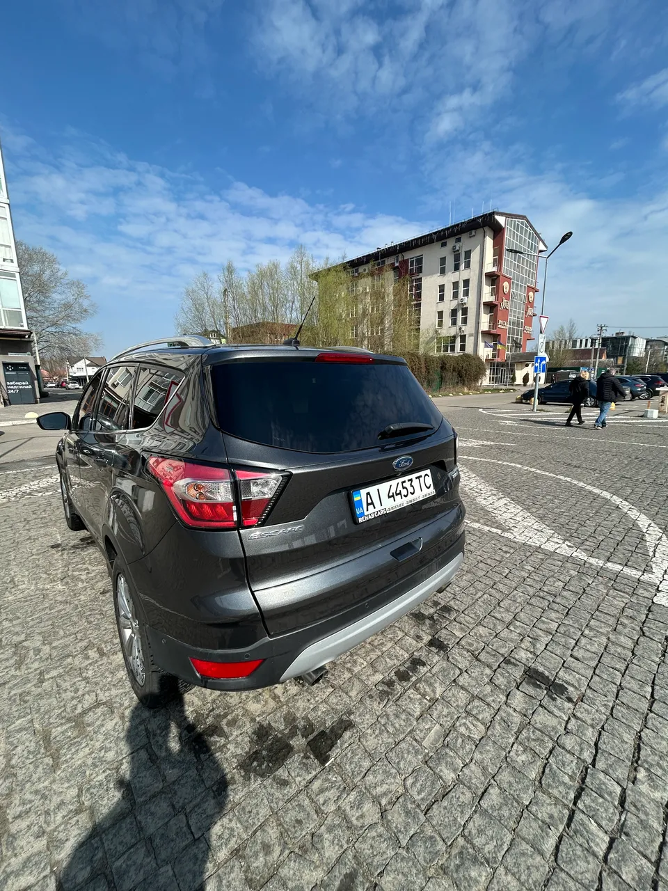 Ford Escape - фото 5