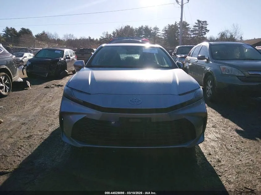 Toyota Camry - фото 7