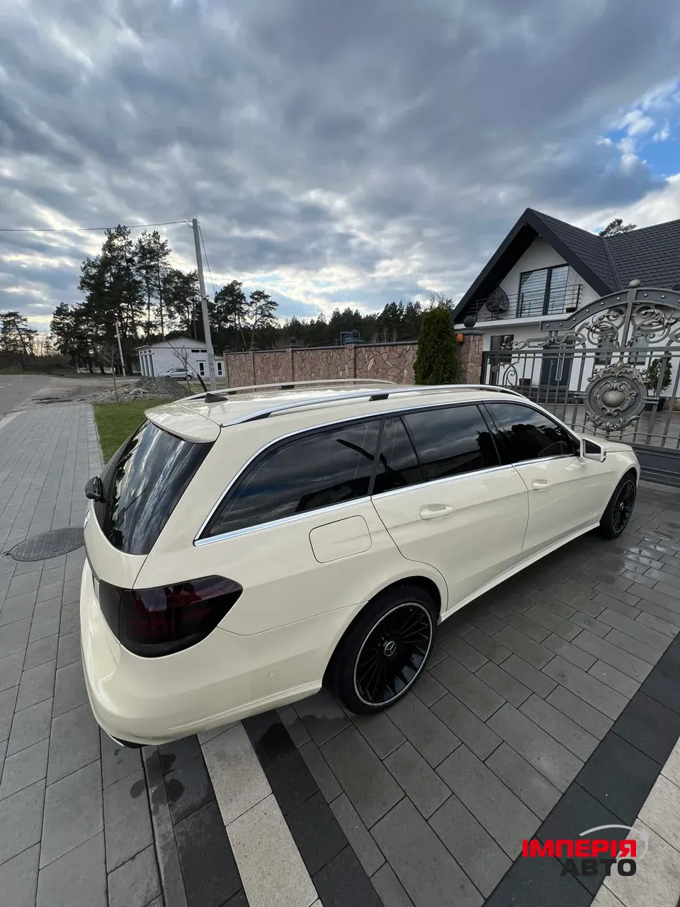 Mercedes-Benz E-Класс - фото 27