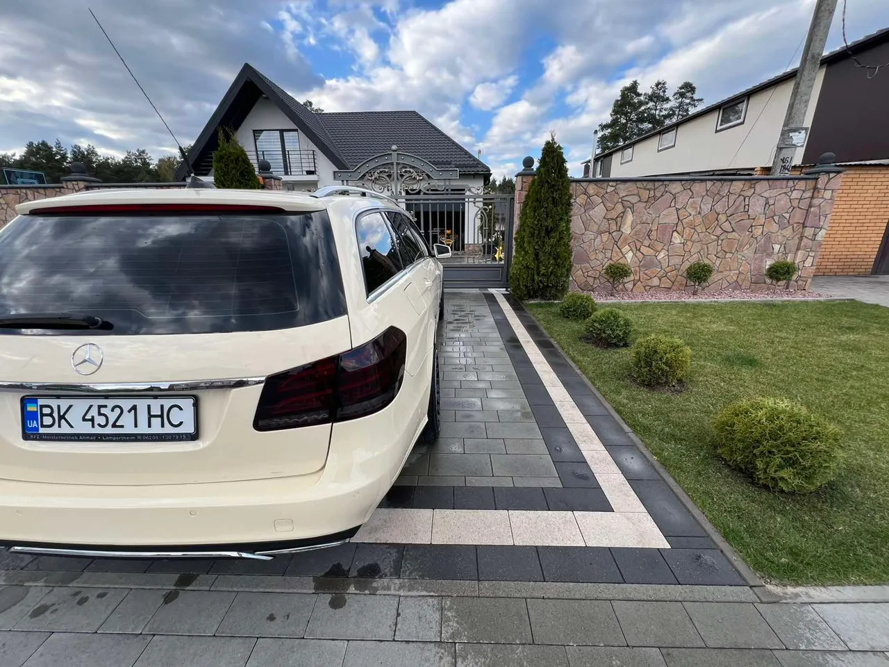 Mercedes-Benz E-Класс - фото 19