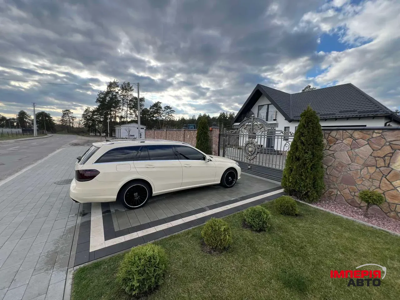 Mercedes-Benz E-Класс - фото 28