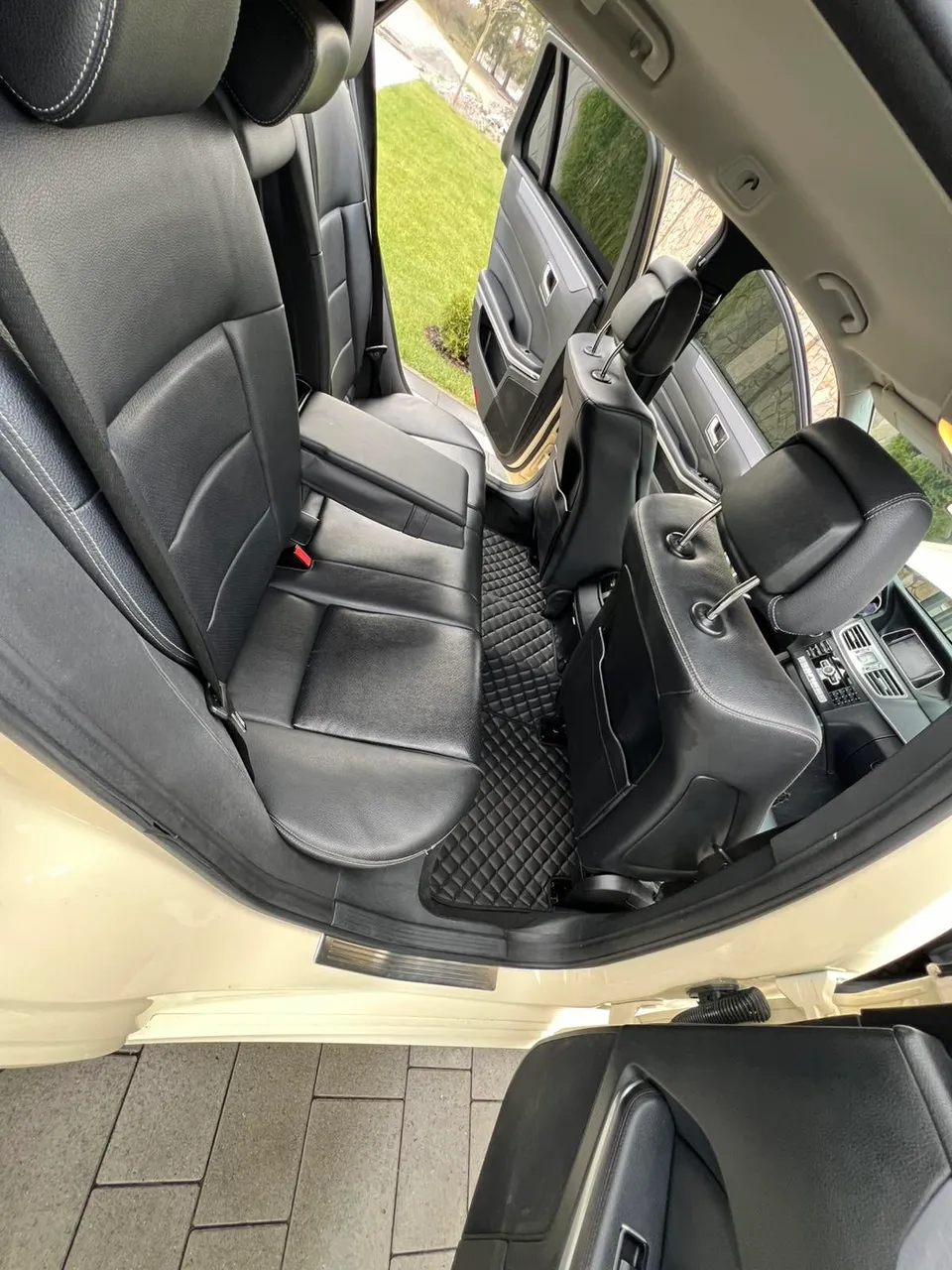 Mercedes-Benz E-Класс - фото 36