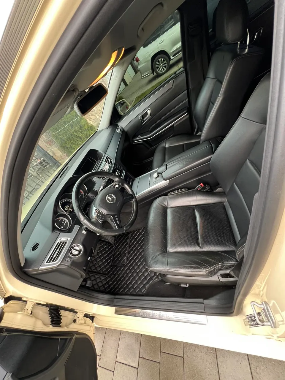 Mercedes-Benz E-Класс - фото 35