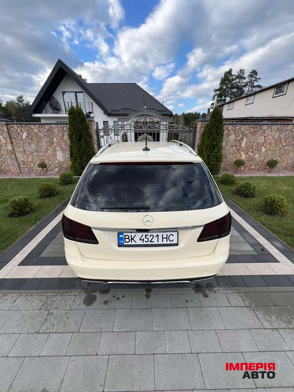 Mercedes-Benz E-Класс - фото 24