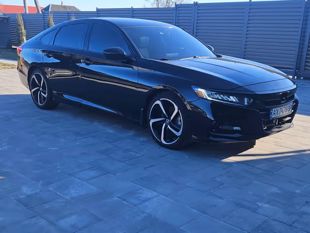 Honda Accord - фото 1