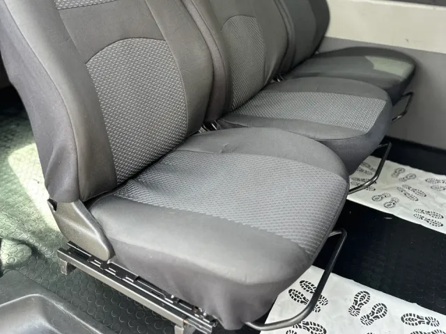 Volkswagen Transporter - фото 5