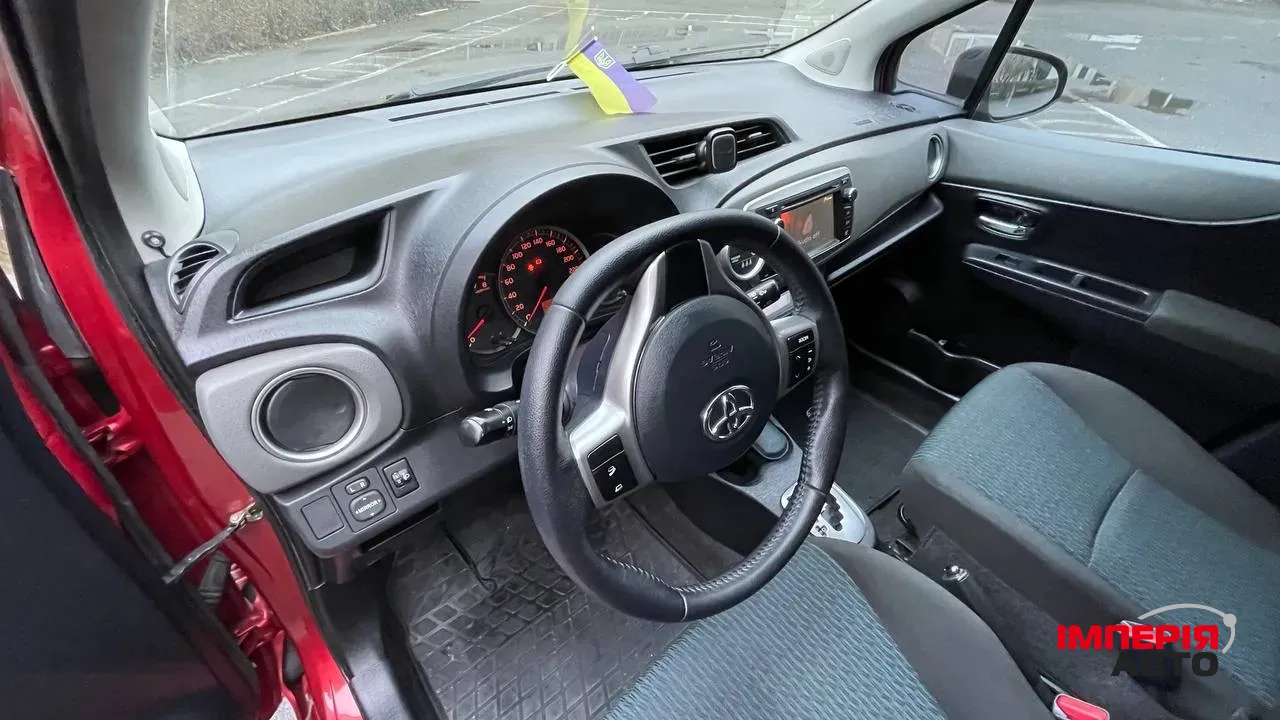 Toyota Yaris - фото 52