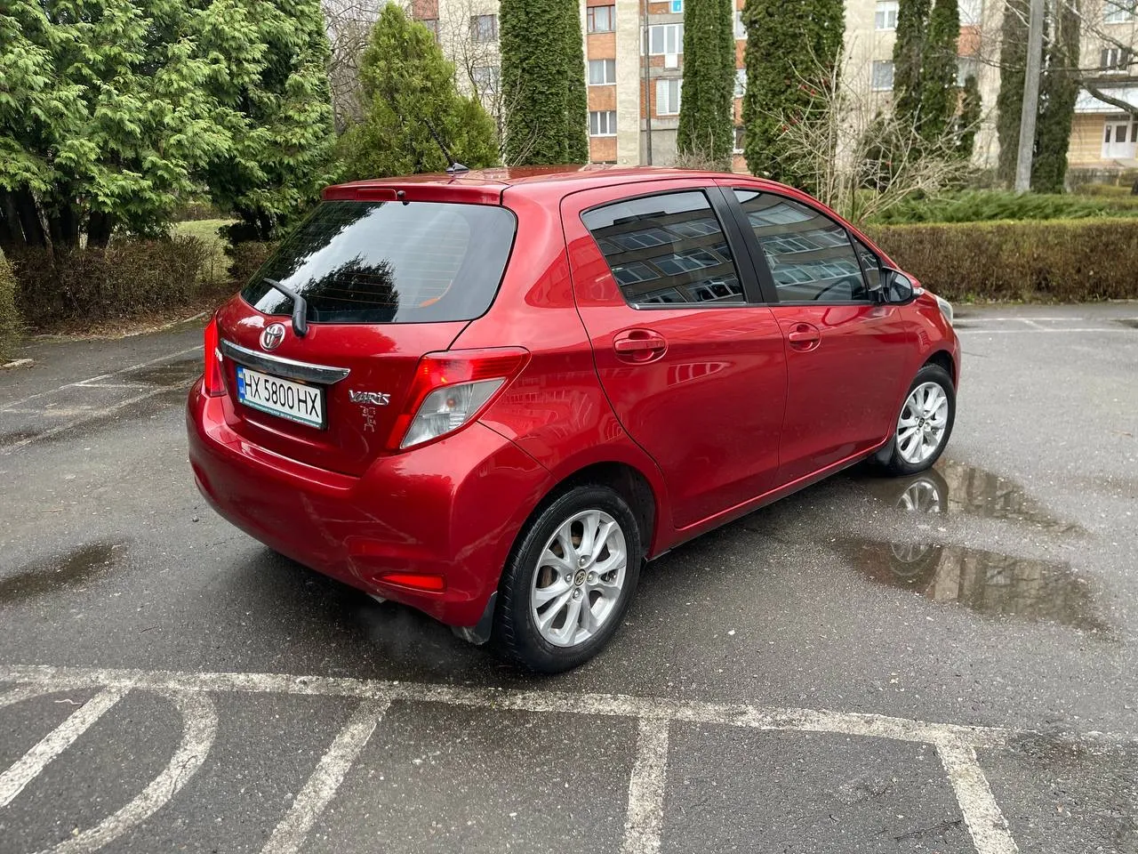 Toyota Yaris - фото 16