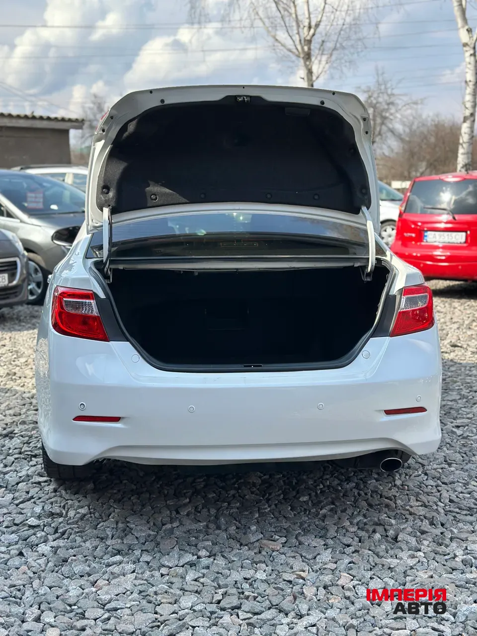 Toyota Camry - фото 8