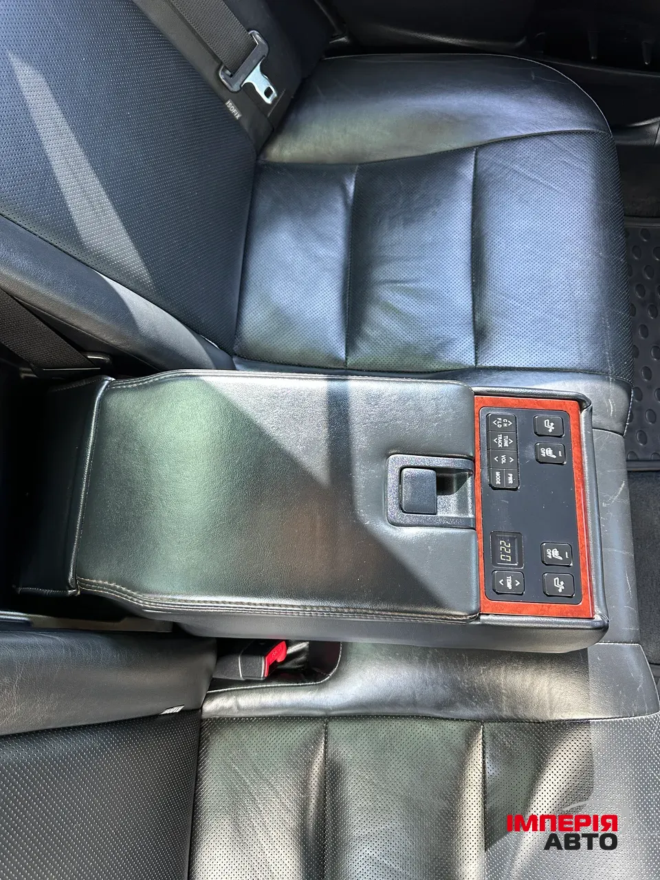 Toyota Camry - фото 5