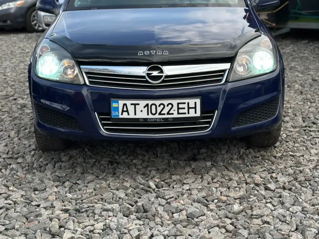 Opel Astra - фото 2