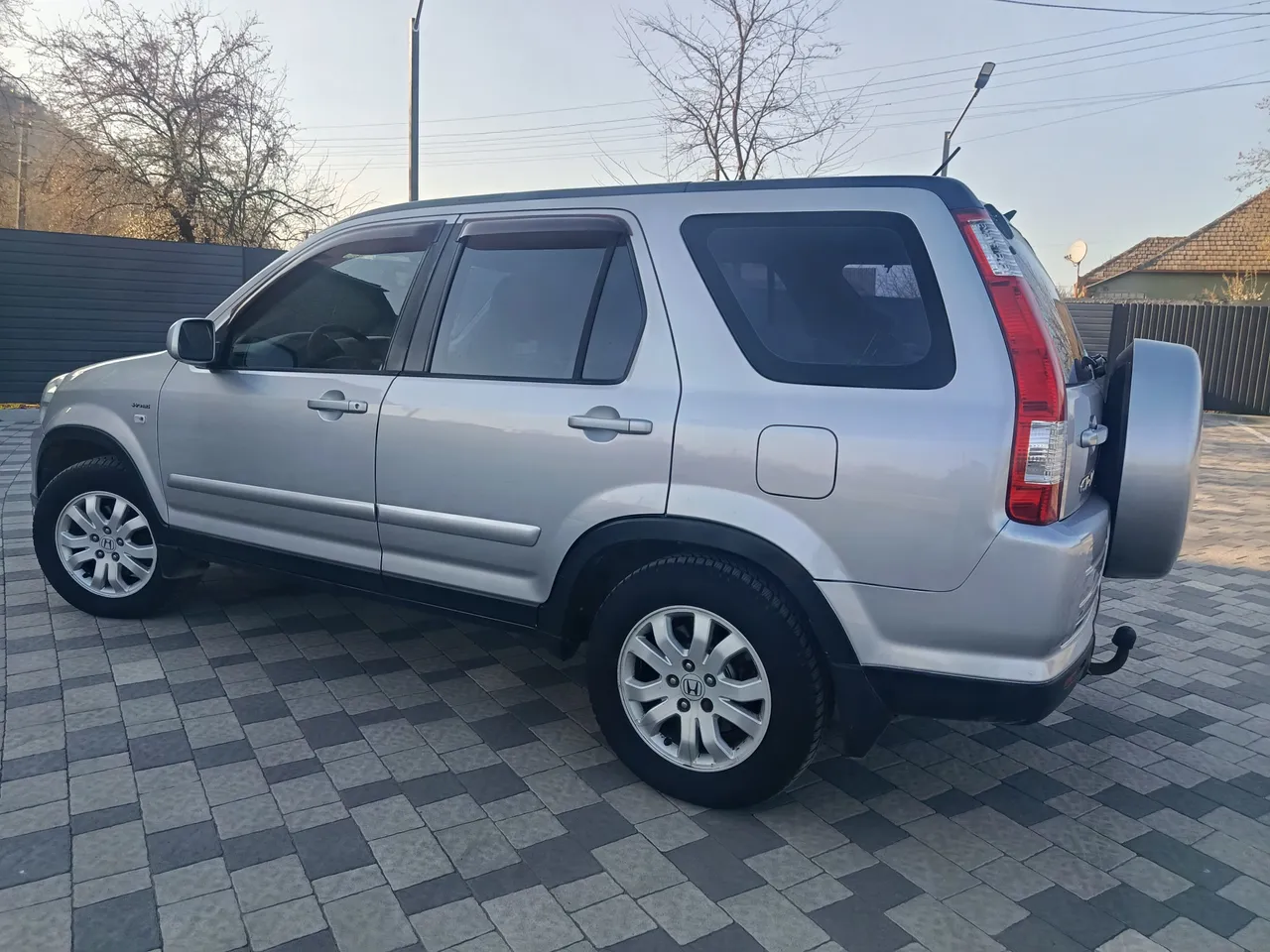 Honda CR-V - фото 8