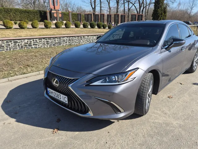 Lexus ES - фото 4