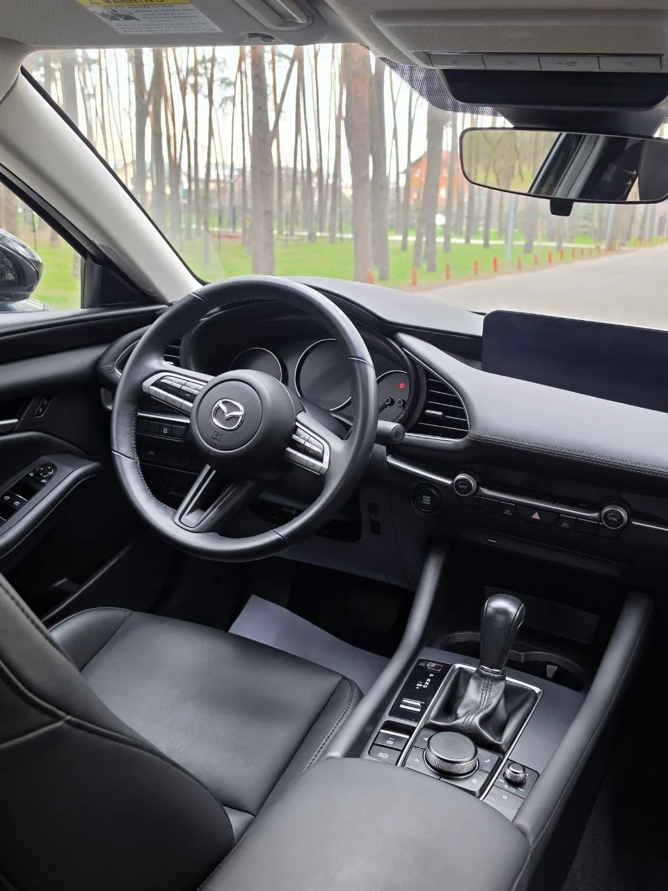 Mazda 3 - фото 8