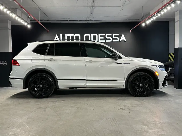 Volkswagen Tiguan - фото 5