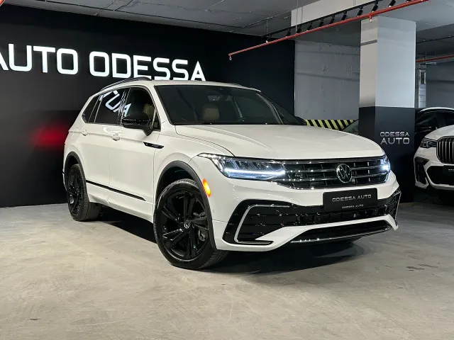 Volkswagen Tiguan - фото 3