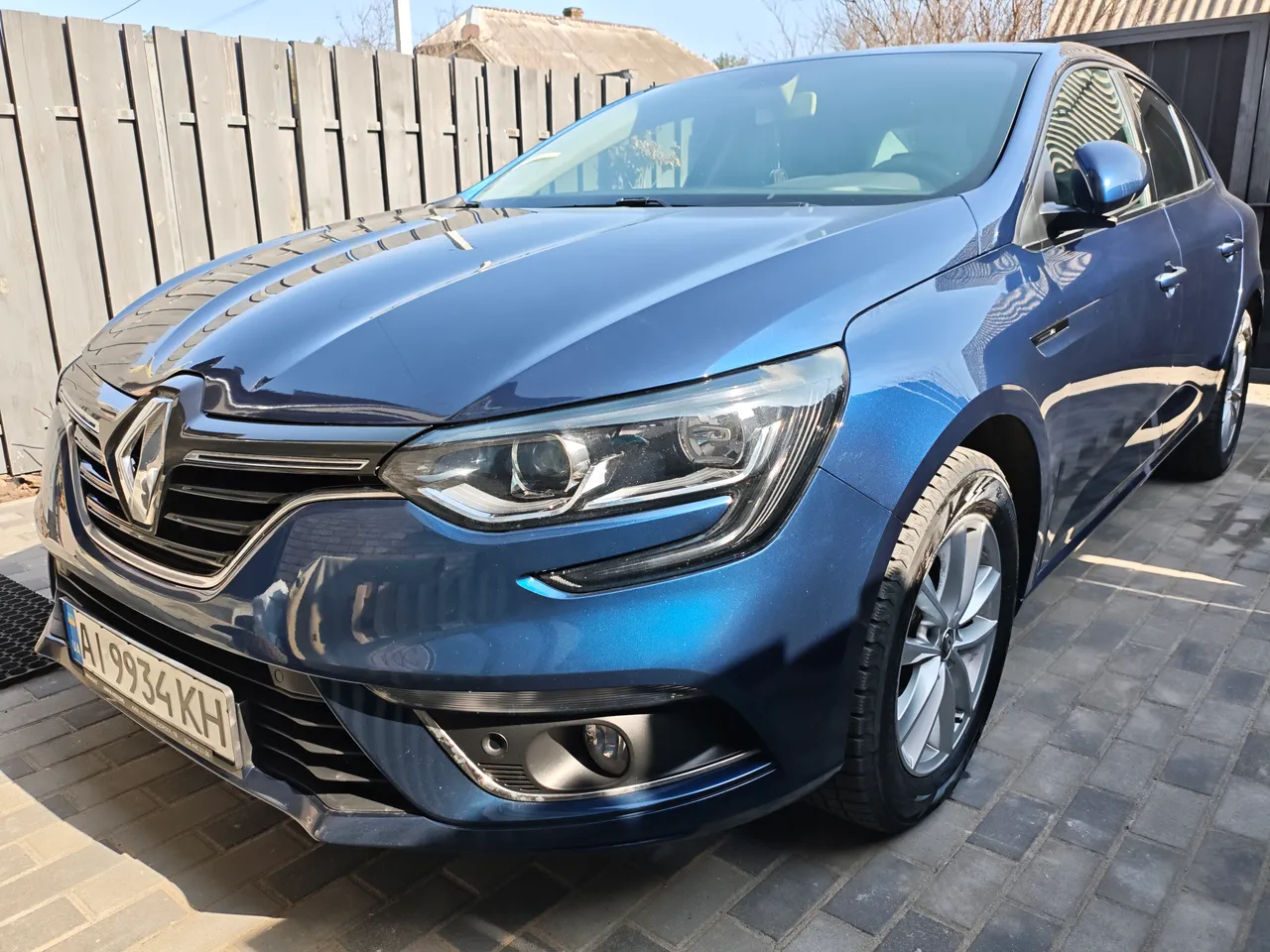 Renault Megane - фото 2