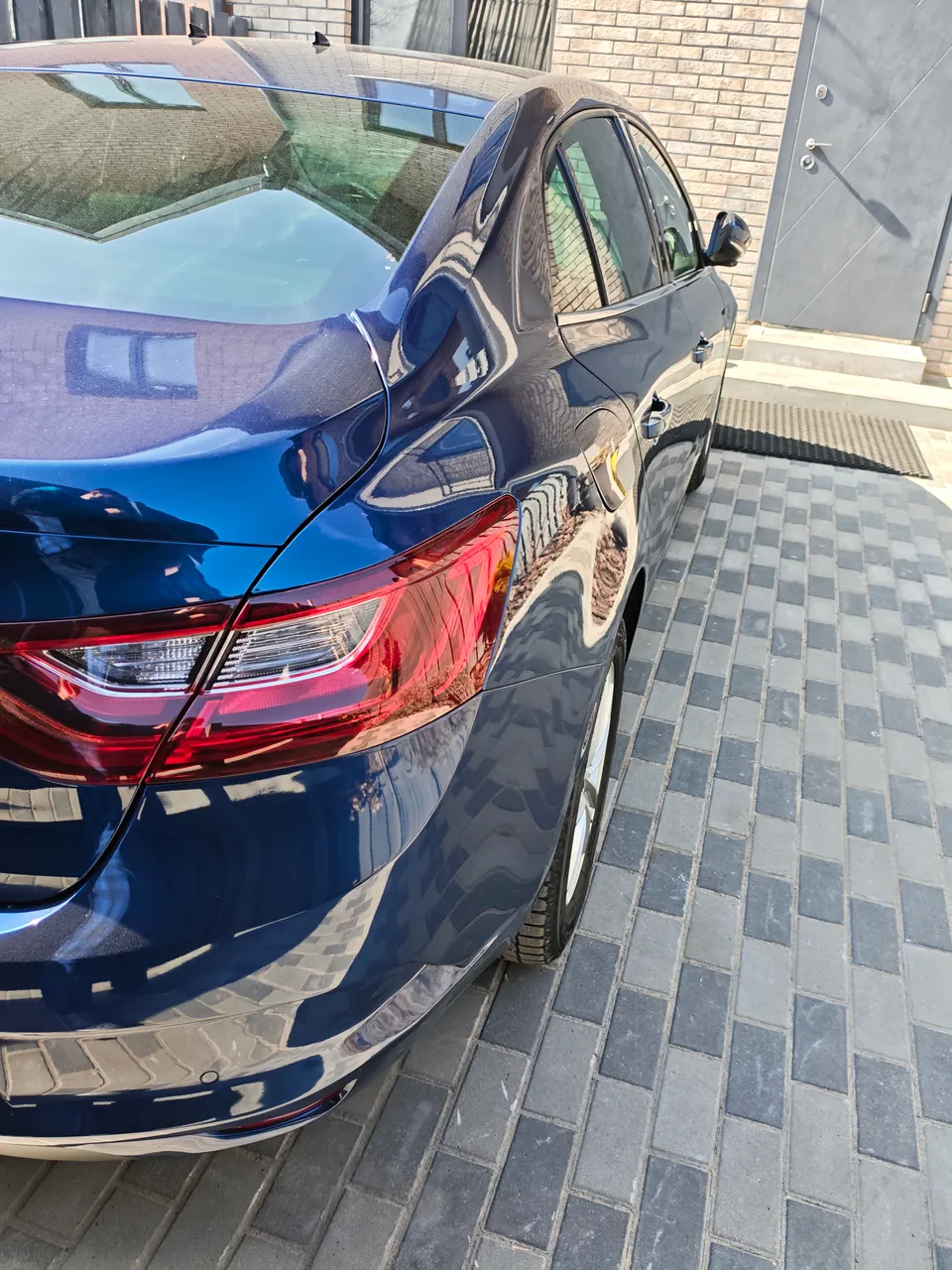 Renault Megane - фото 8