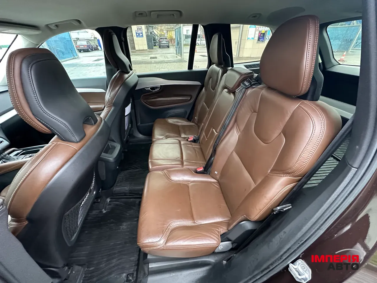 Volvo XC90 - фото 18