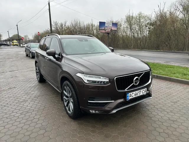 Volvo XC90 - фото 1