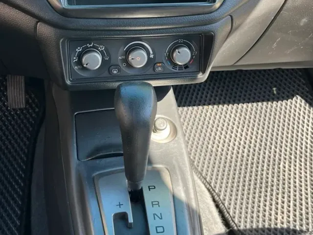 Mitsubishi Lancer - фото 3