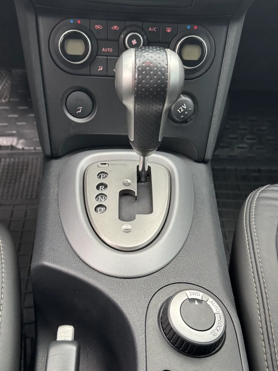 Nissan Qashqai - фото 12