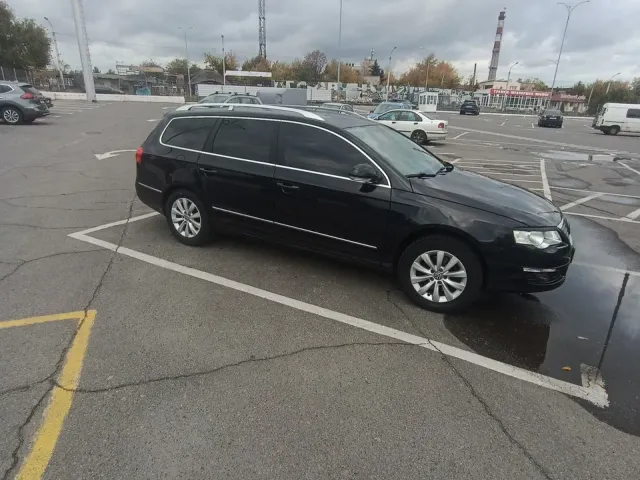 Volkswagen Passat - фото 1