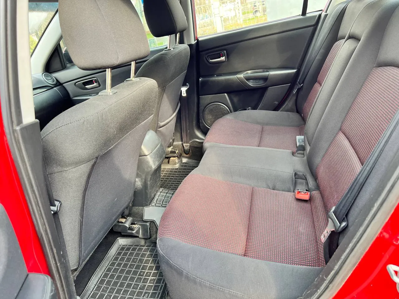 Mazda 3 - фото 13