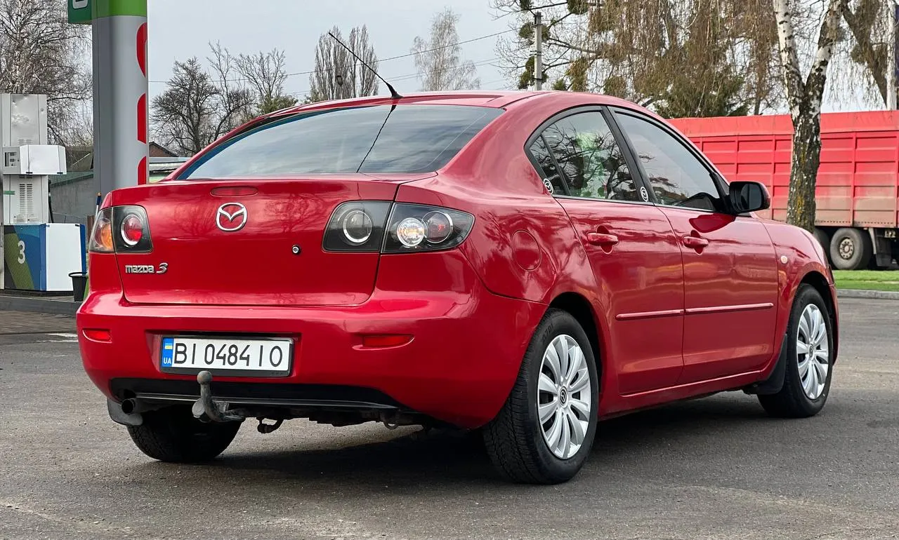 Mazda 3 - фото 4