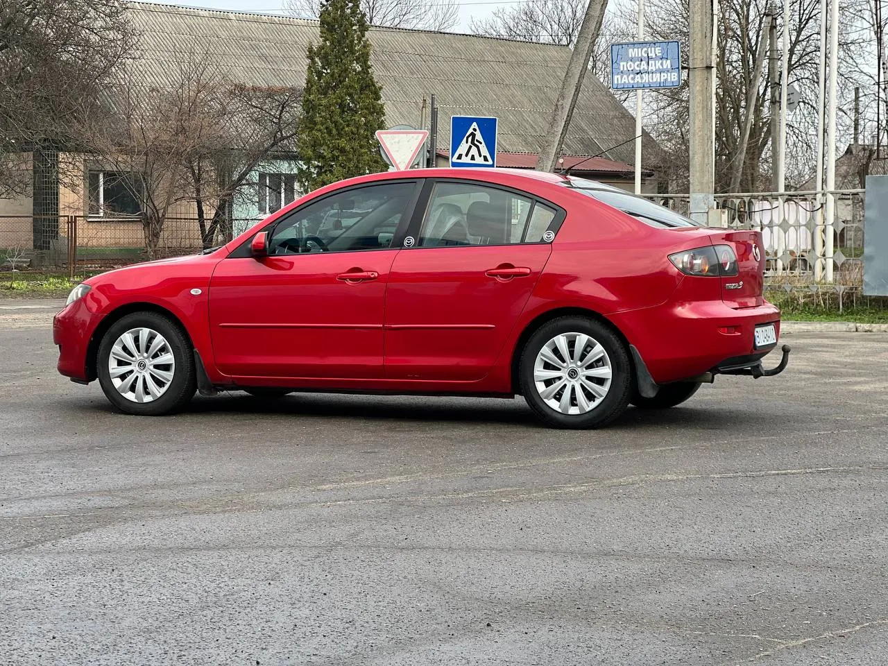 Mazda 3 - фото 7