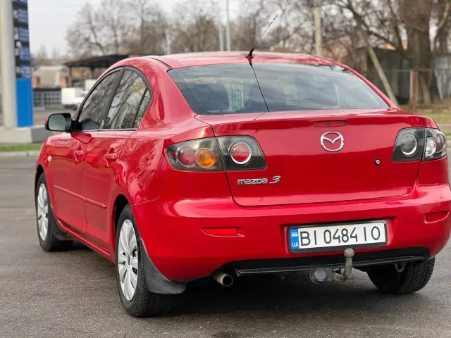 Mazda 3 - фото 5