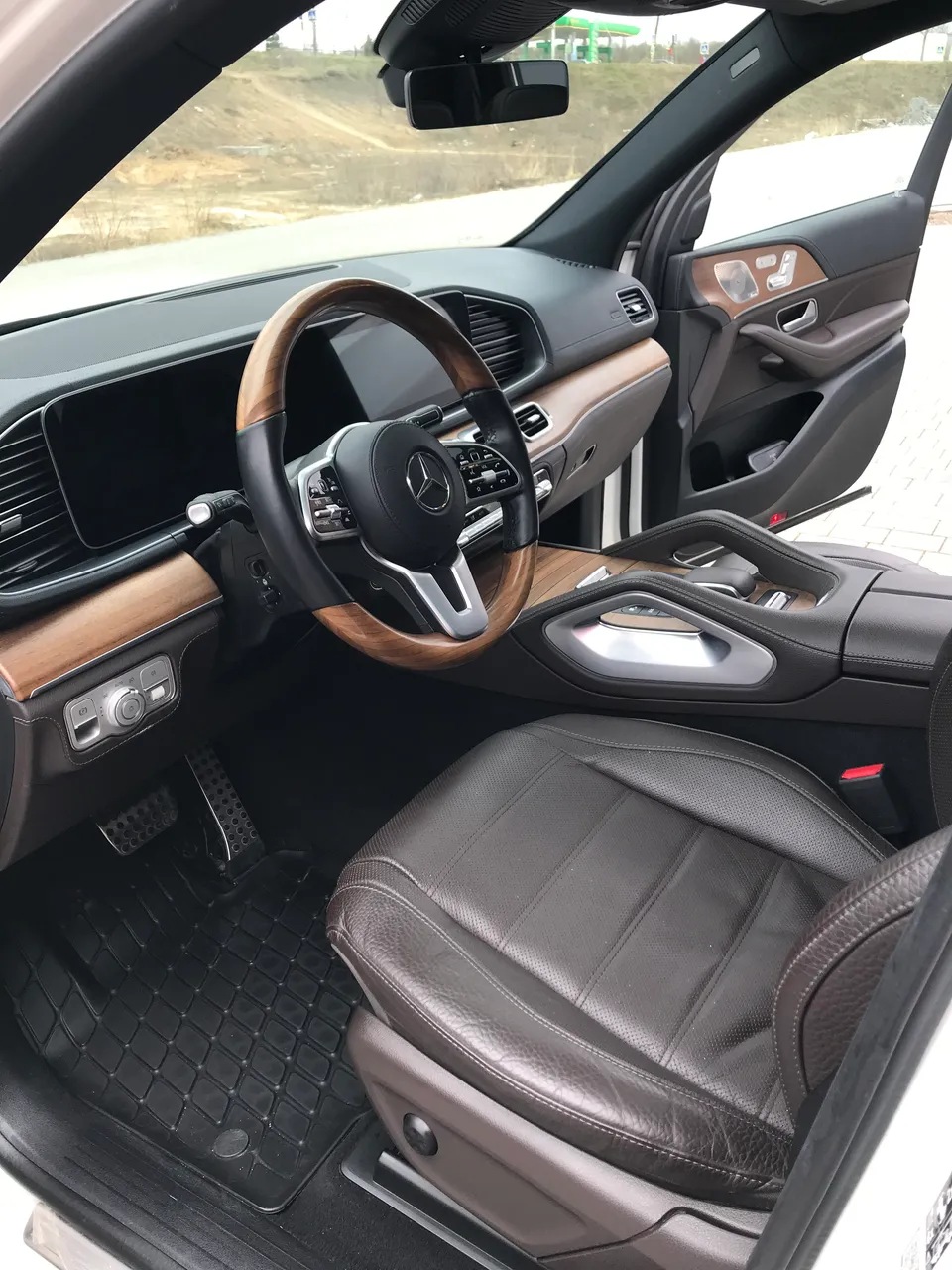 Mercedes-Benz GLS - фото 3