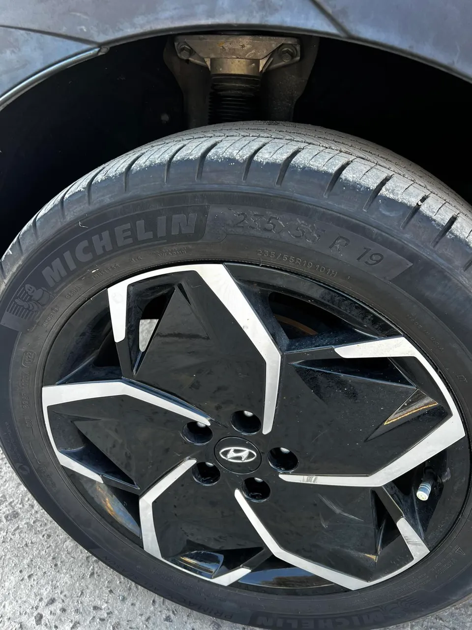 Hyundai IONIQ 5 - фото 17