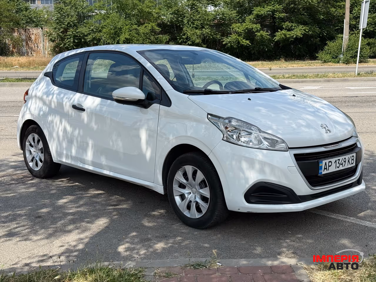 Peugeot 208 - фото 3