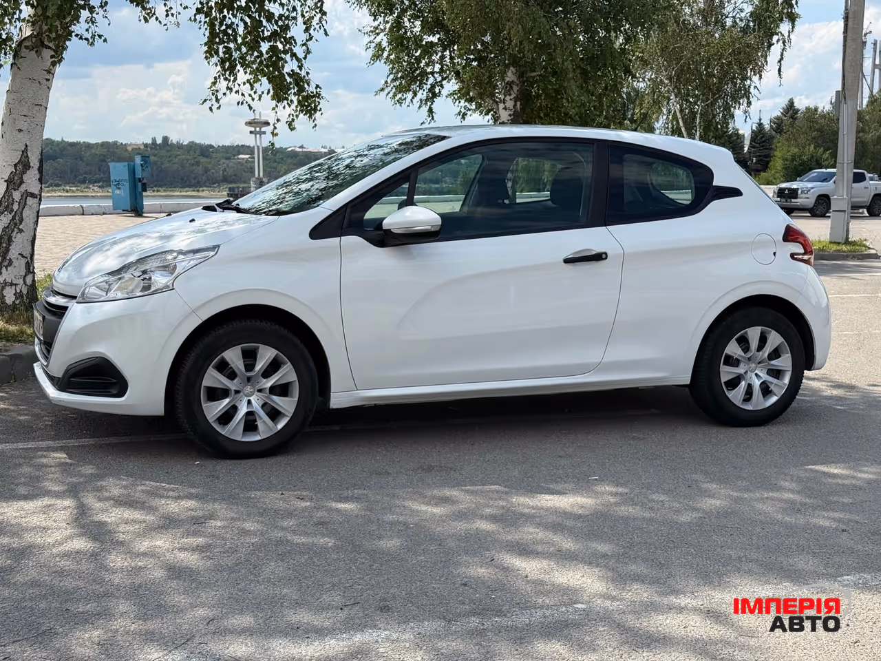 Peugeot 208 - фото 7