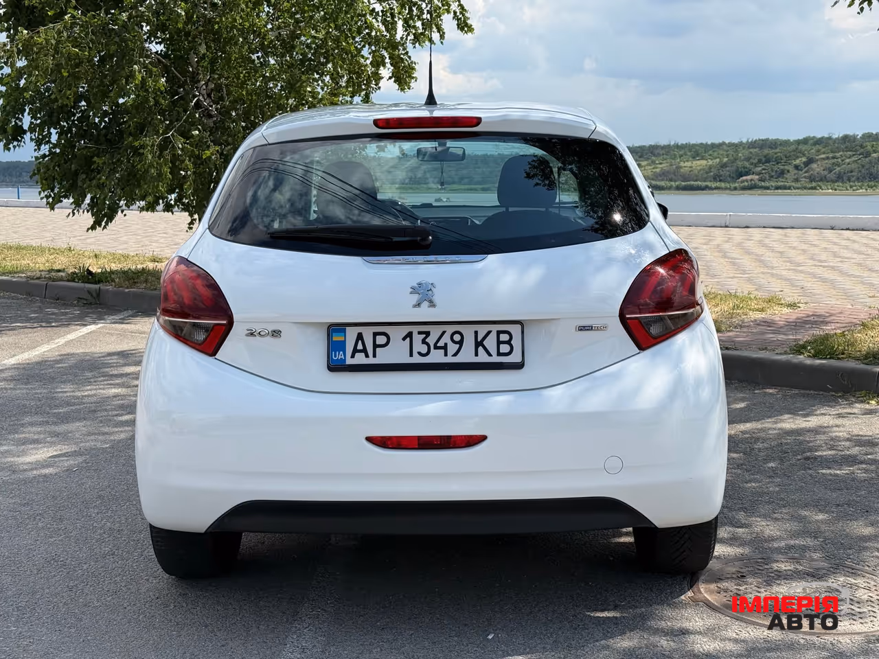 Peugeot 208 - фото 6