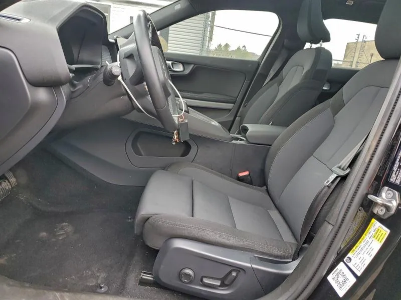 Polestar 2 - фото 8