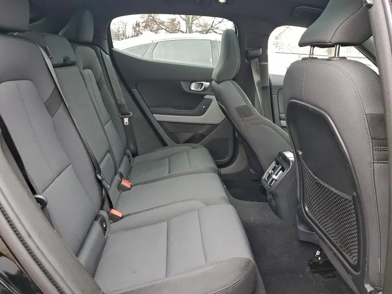 Polestar 2 - фото 7