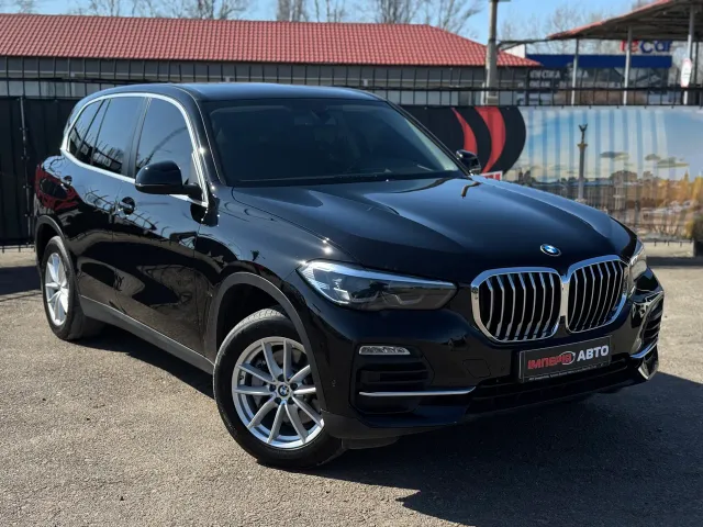 BMW X5 - фото 1