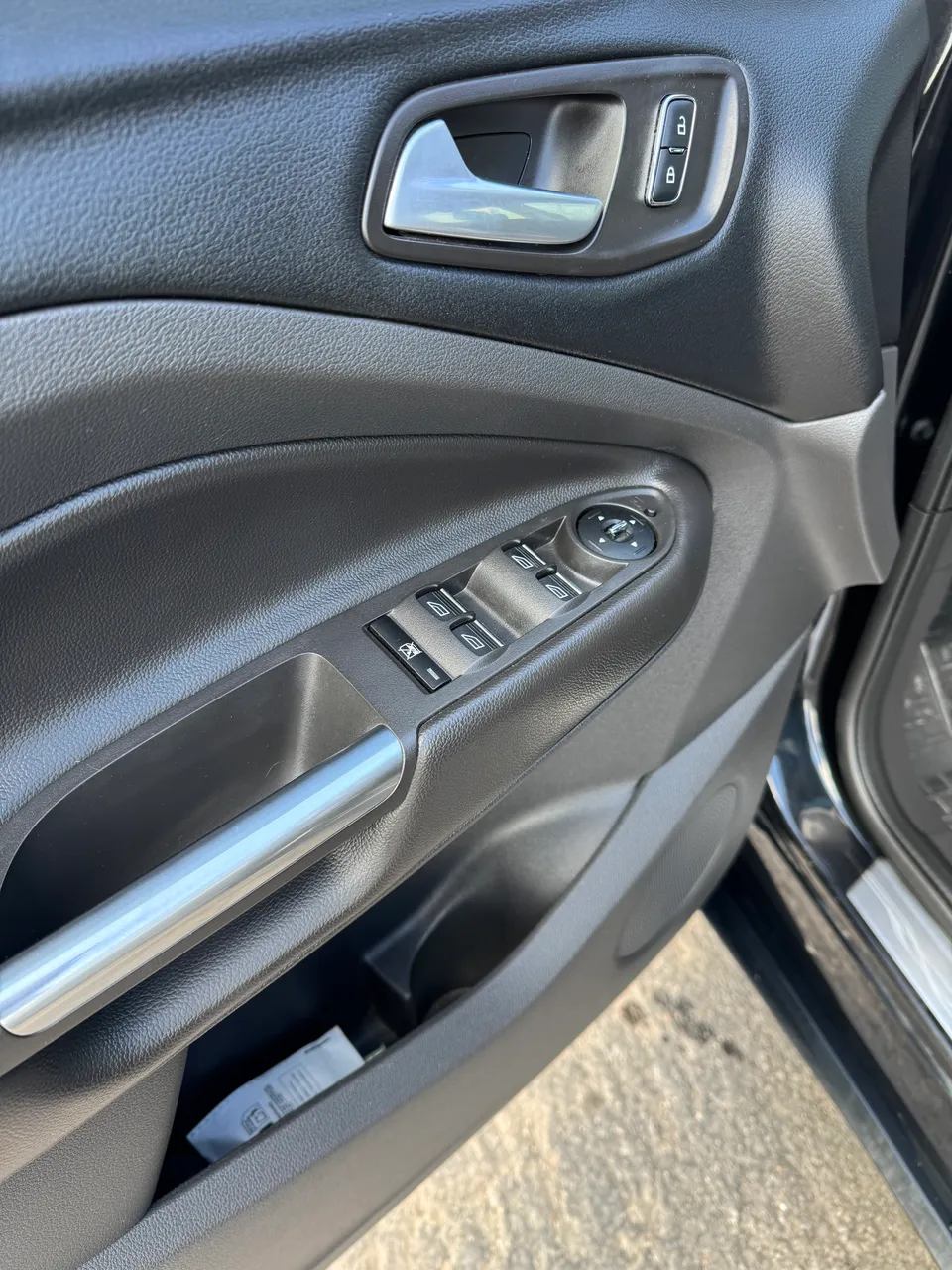 Ford Kuga - фото 10